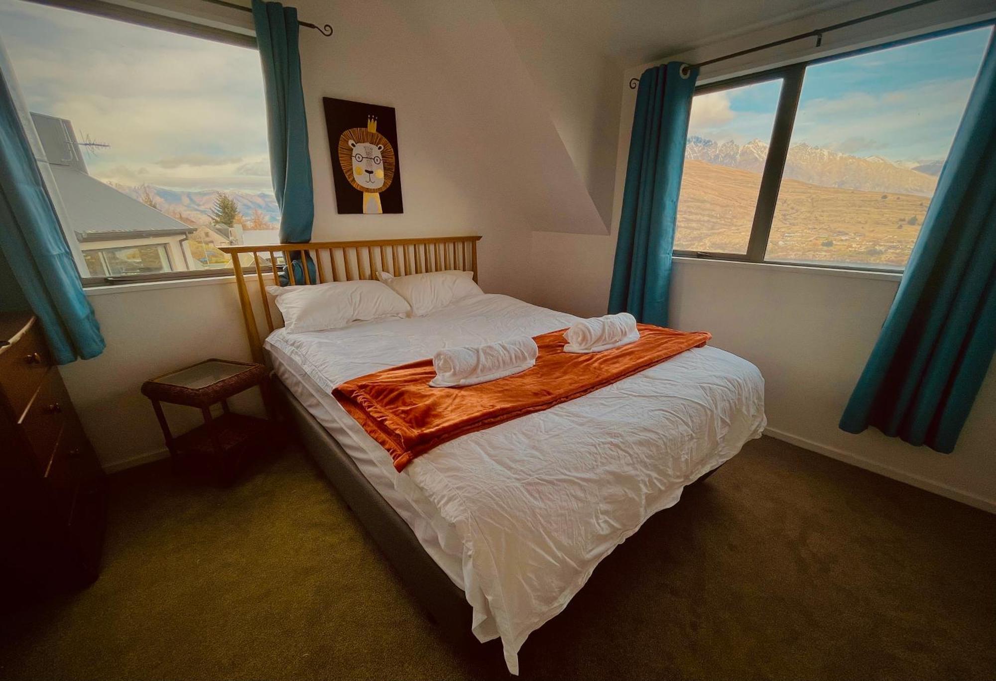 קווינסטאון Ming'S Lakeside Goldleaf Suites מראה חיצוני תמונה